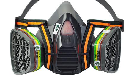 冶金工业氯气作业：防毒面具是生命安全的重要屏障