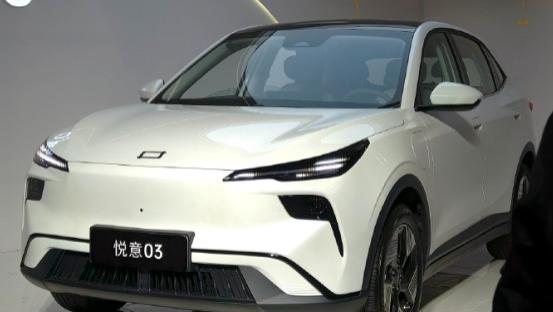 7.98万，续航445km，华为电机！大空间SUV上市，还是一汽打造