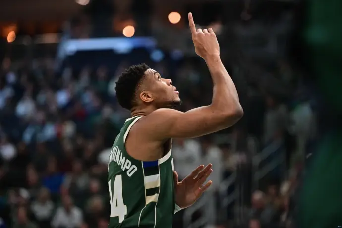 NBA球星每日推荐：字母哥在雄鹿拿到了怎样的成绩？ 
