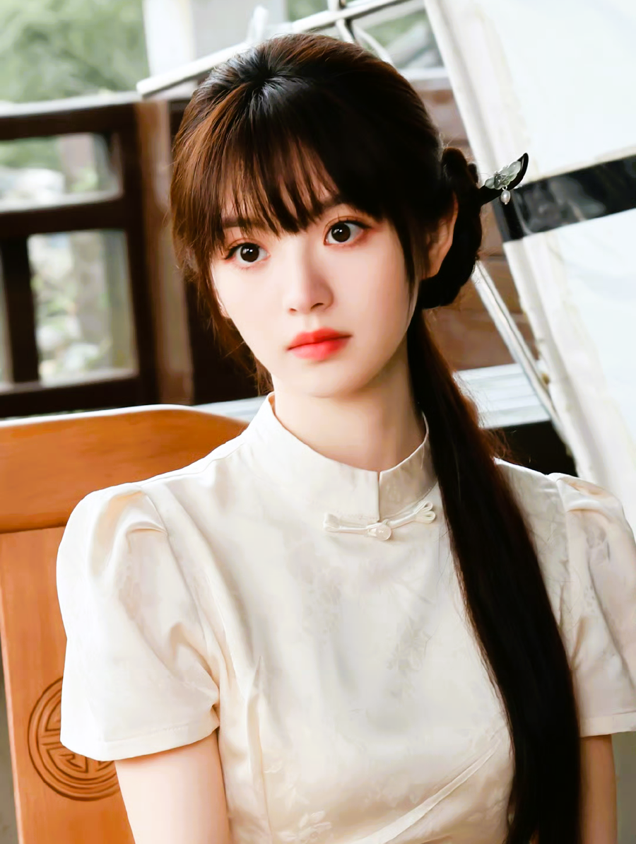 田曦薇遭代拍围堵！吓出 “魔童走姿”，表情包刷屏引抵制