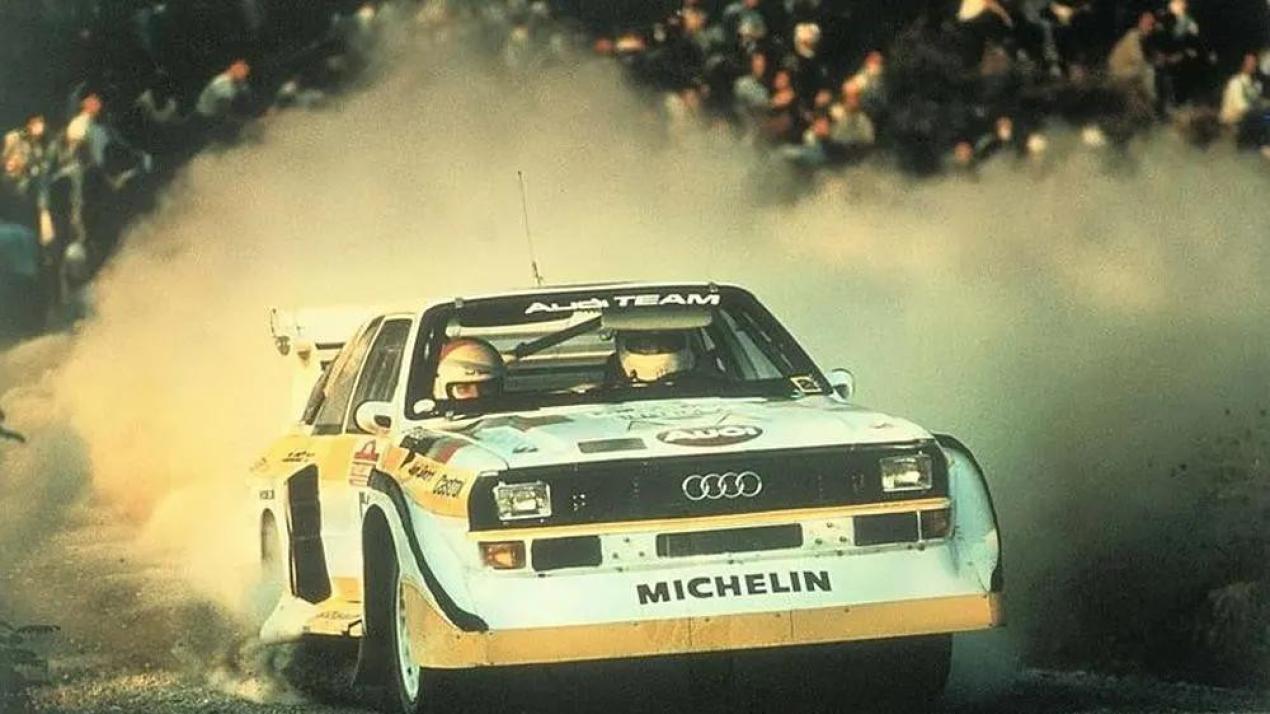 奥迪：只管踩油剩下交给quattro！4.0T大V8 优雅与“残暴”并存！