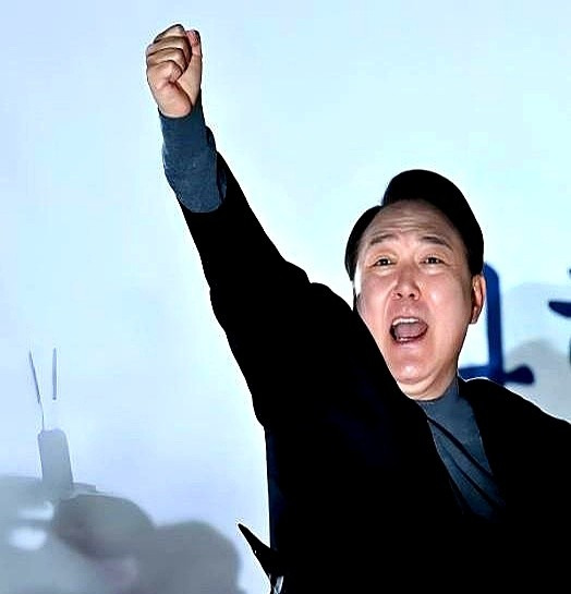 尹锡悦退出党派 真是世态炎凉











你敢信吗？韩国前总统尹锡悦竟
