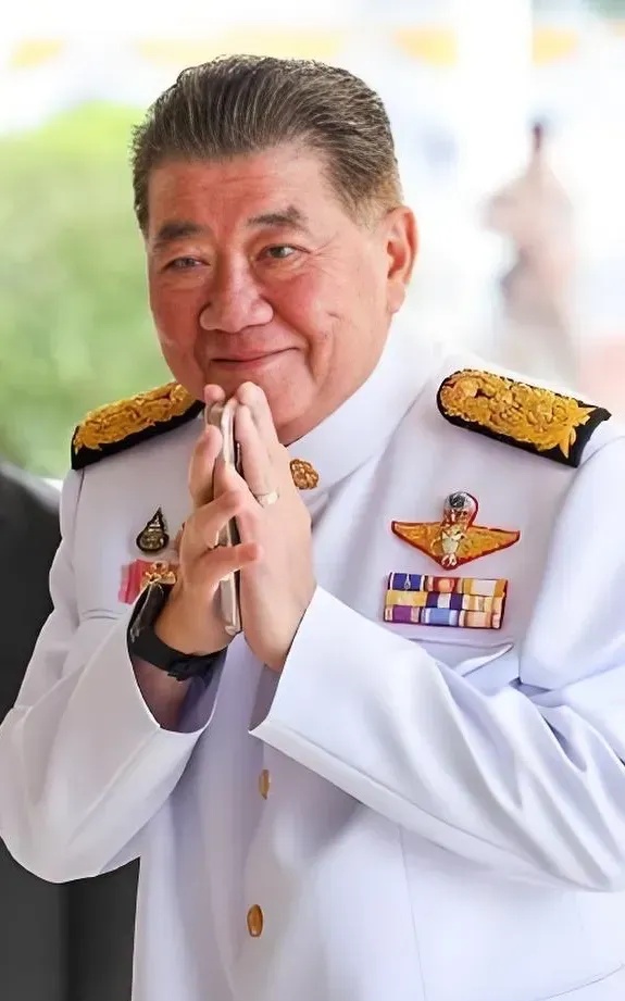 意想不到 泰国突然宣布了 当地时间7月23日，泰国代理总理普坦发表声明，将降低与