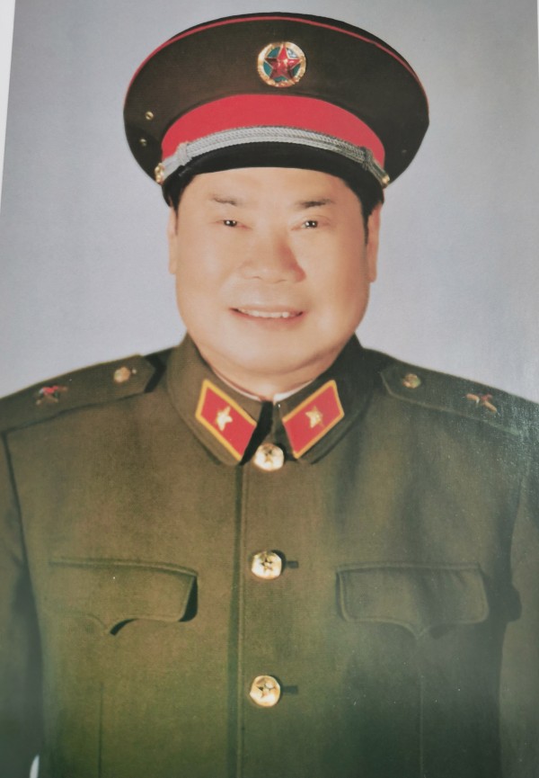 1967年，刘伯承身体不好，经过周总理批准，到济南治疗。济南军区司令员杨得志却下