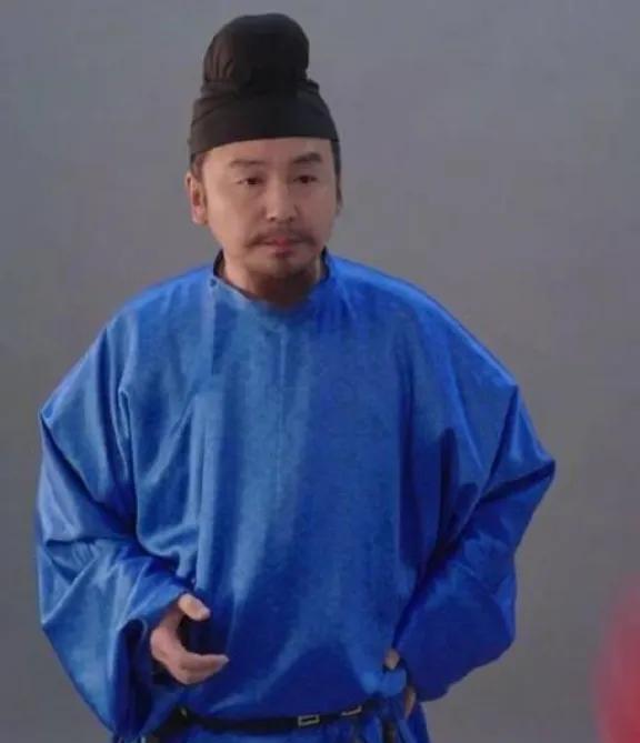 本以为打工人只能默默吐槽，没想到李善德竟成了“嘴替”！ 他在《长安的荔枝》里，为