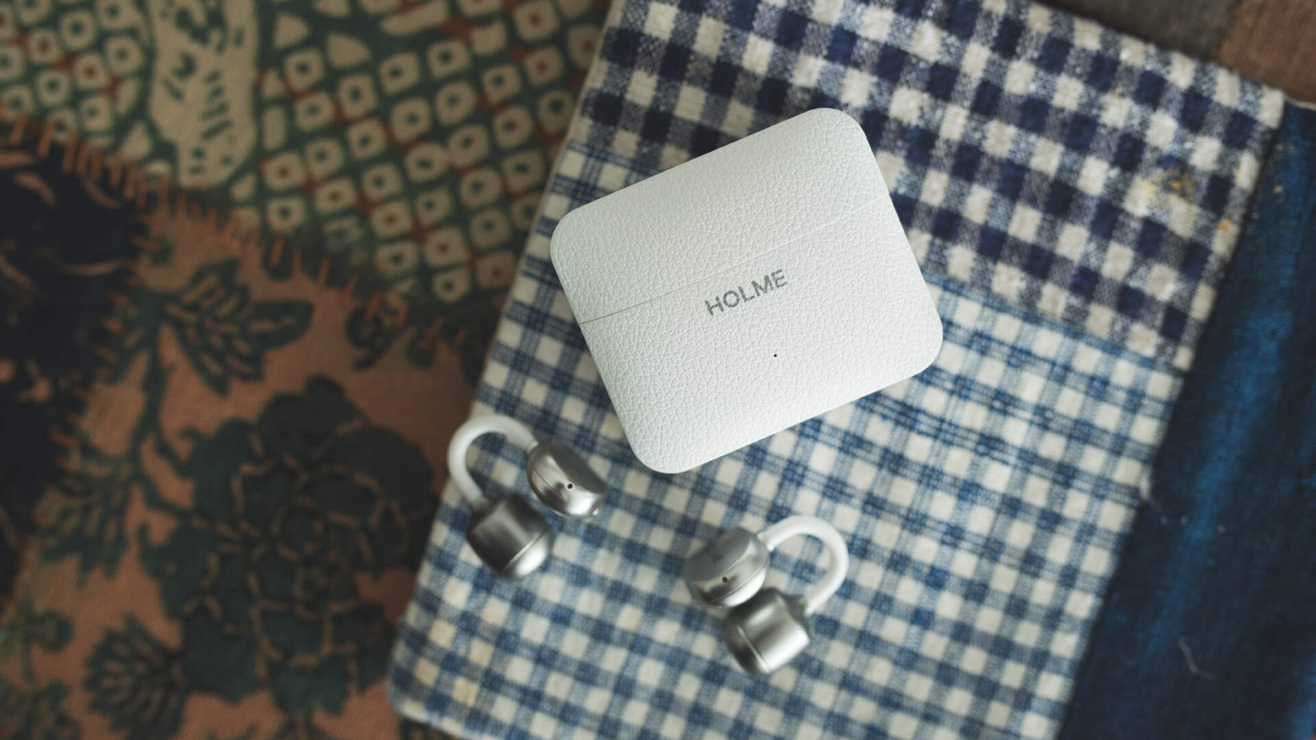 号称音质超强？三重音质升级的虹觅Clip Pro耳夹耳机，值得入手吗？