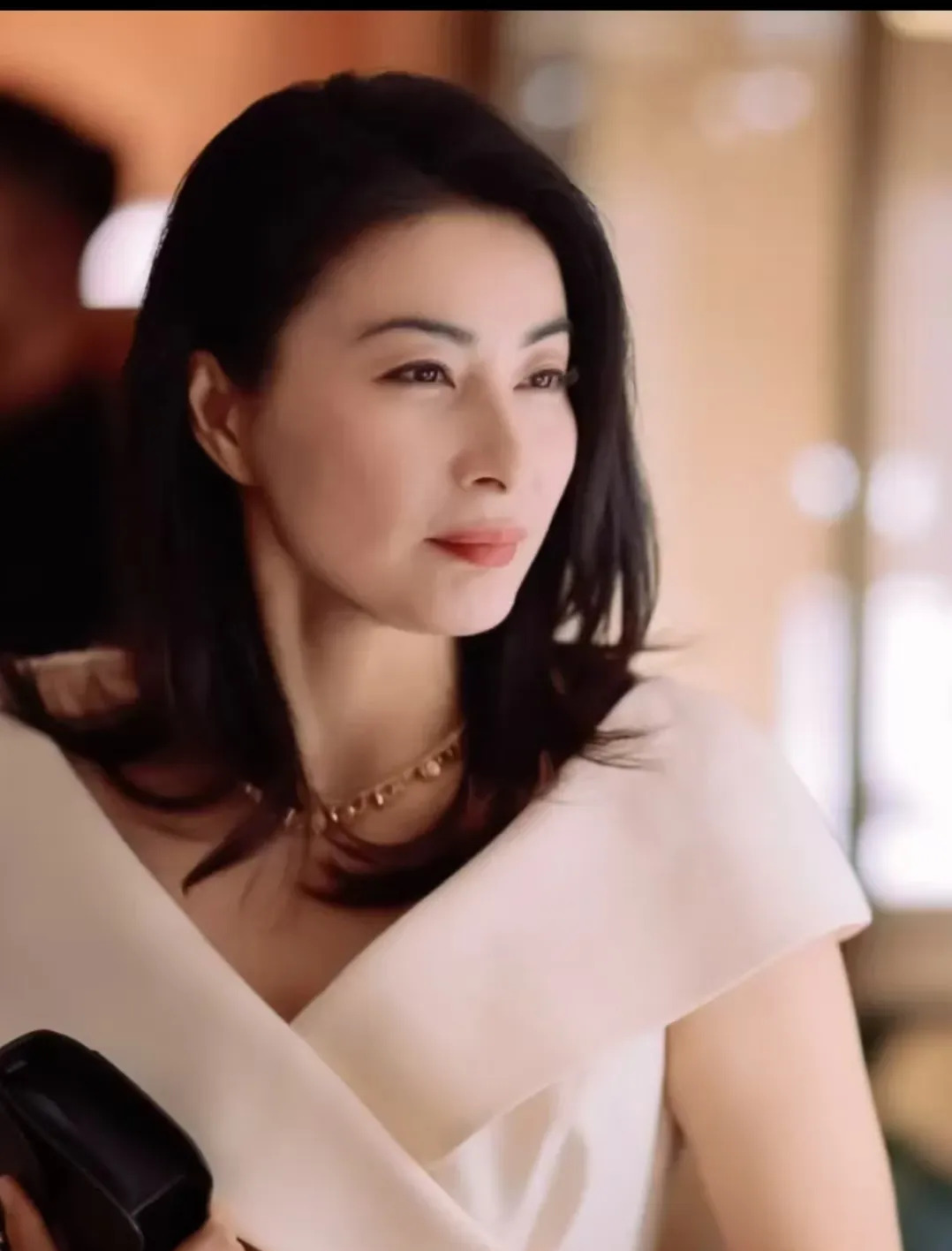 郭晶晶的婚姻智慧











跳水皇后嫁入豪门，郭晶晶的婚姻生活一直是