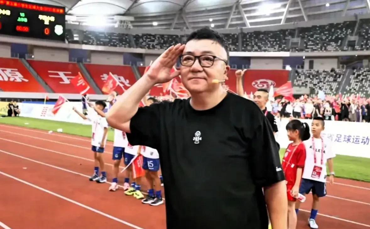 董路说：“孙继海搞青训花了 3000 万，这个我比不了。但是他培养出来的好苗子，