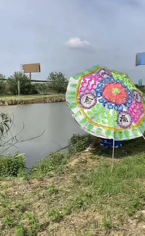 钓鱼界很人 这是我见过钓鱼最厉害的人