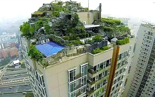 北京最离谱违规建筑：26层的空中花园，耗时六年，花费高达800万，并号称无人敢拆…