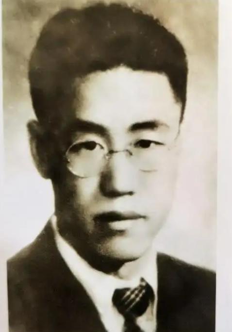 1949年3月的一天晚上，韩慧如被押到自己丈夫面前，反动派强迫她亲眼看着丈夫被绑