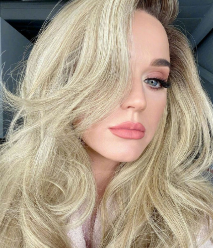 41岁才是闯中黄金期，水果姐新歌MV诚意爆棚，中国风设计戳中中粉心巴，看得出来是