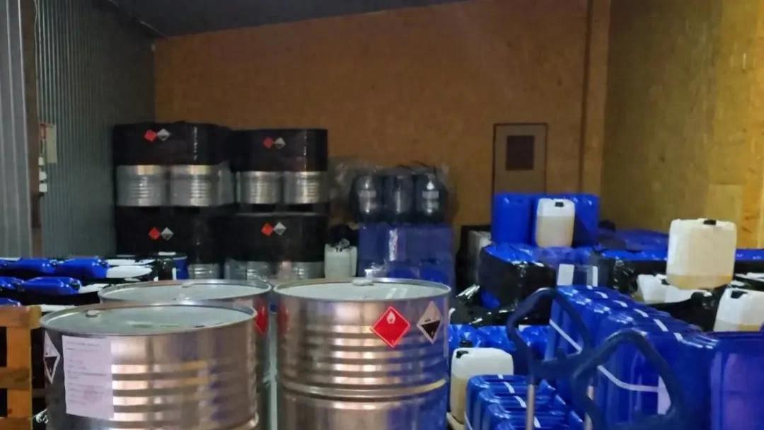 震撼！欧洲史上最大联合扫毒行动，24个工业级毒品实验室被端