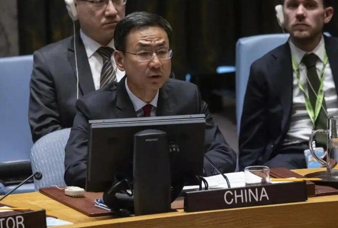 美论坛：如果联合国总部要迁出美国纽约的话，中国会成为首选吗？