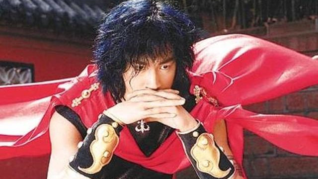 颜值不够身材来凑，武力值天花板演了个遍的何润东，再次带来惊喜