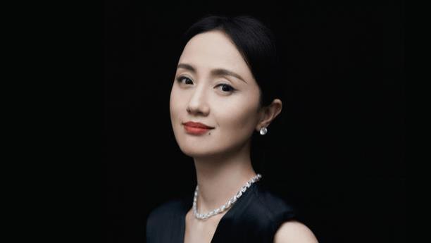 痛心！51岁朱媛媛去世，辛柏青悲痛发讣告，新剧刚杀青，死因曝光