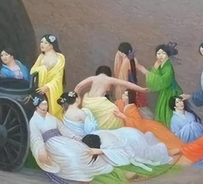 [中国赞]许多人以为殉葬就是把人推进地宫，在封闭后哭喊，事实上，为了生存，殉葬者
