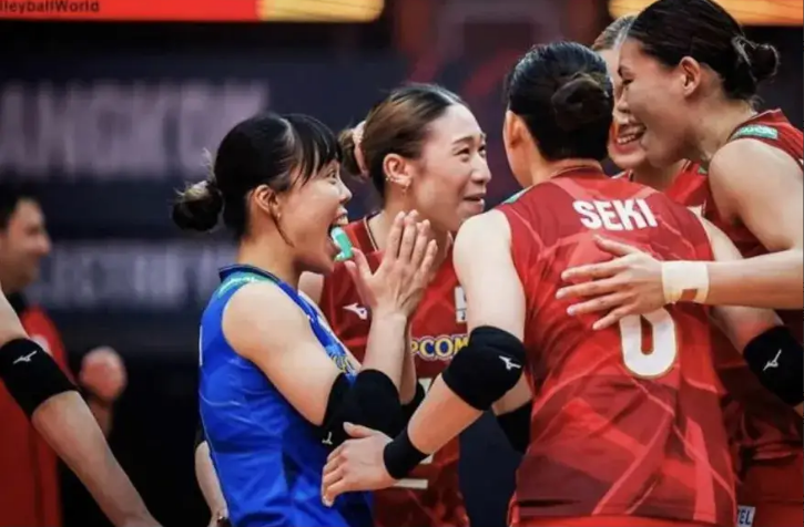 9月6号，女排世锦赛两场半决赛，生死之战不容错过。CCTV5直播！
   今天是
