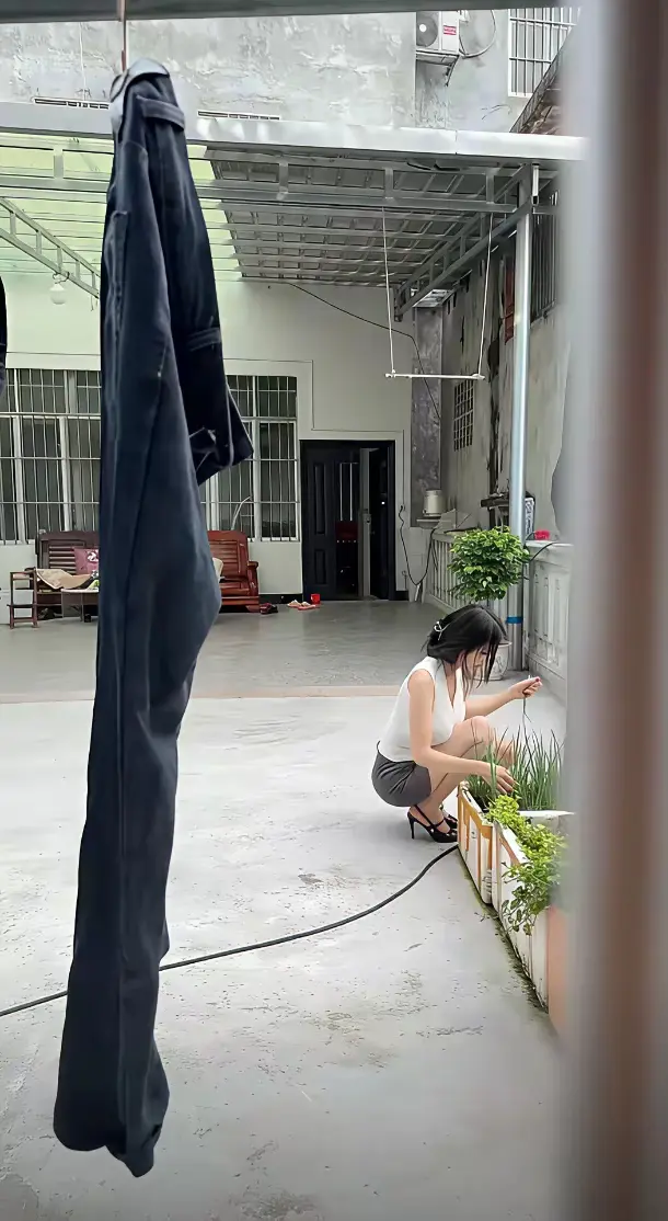 有口福咯，到哥哥家做客，嫂子亲自下厨
