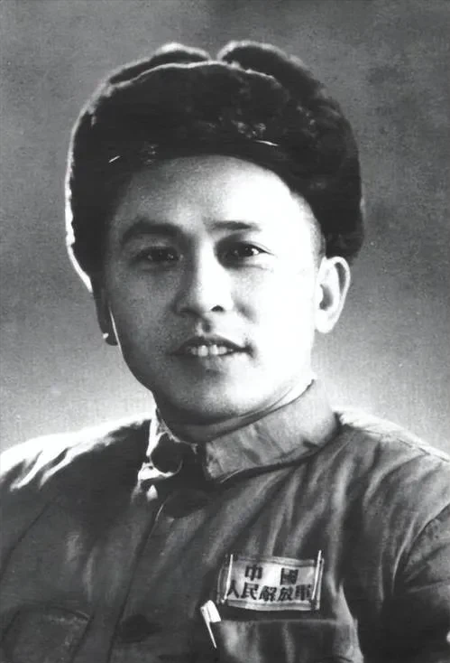 中央要你立即回部队，有紧急任务交给你！”1985年的一天，刚刚离休的王诚汉将军来