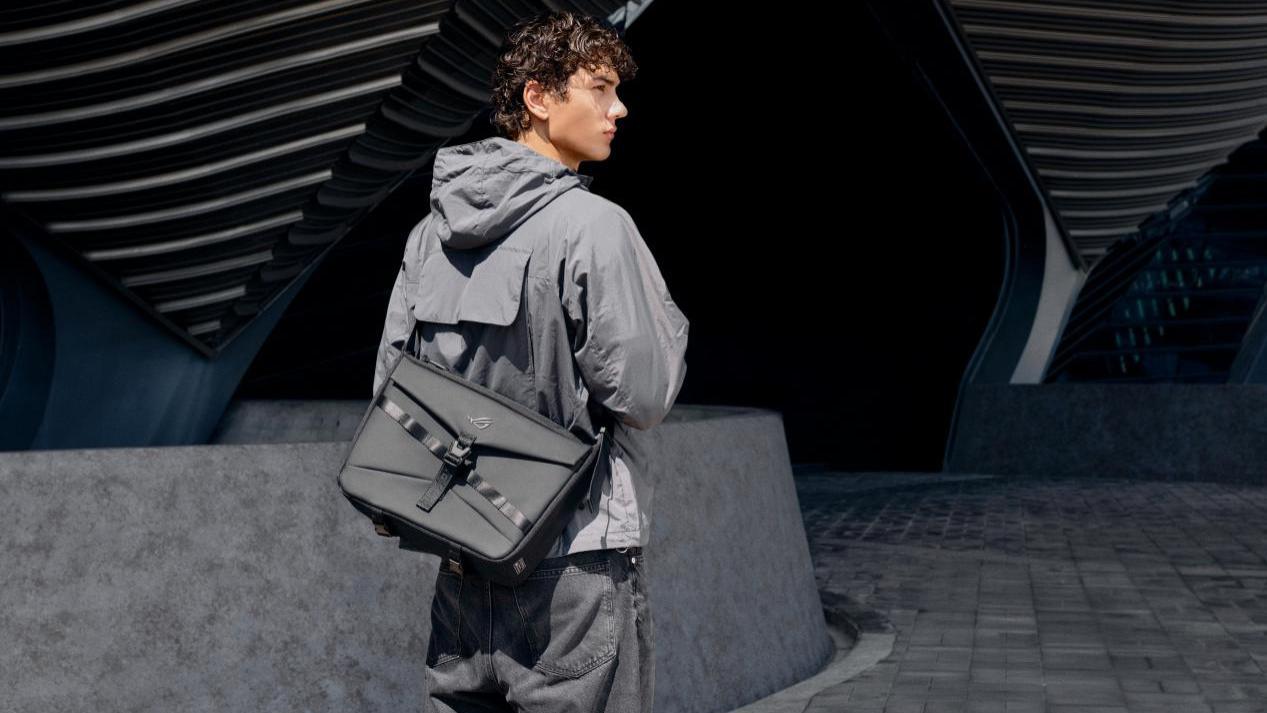 潮酷出行焕新之选，ROG发布神射手系列潮酷机能背包新品