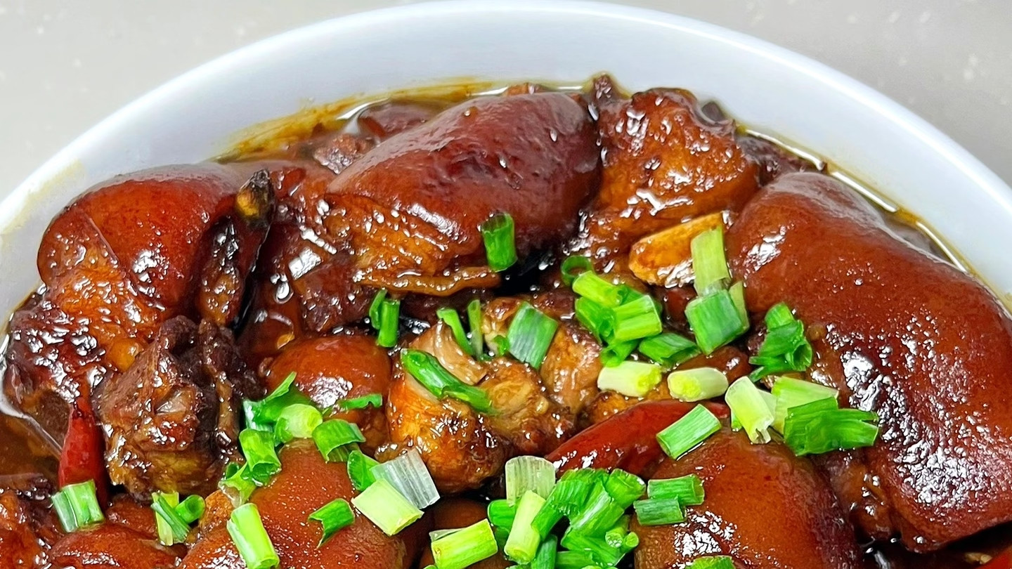 和老妈学的巨巨巨好吃的红烧猪蹄，家庭请客必备菜！