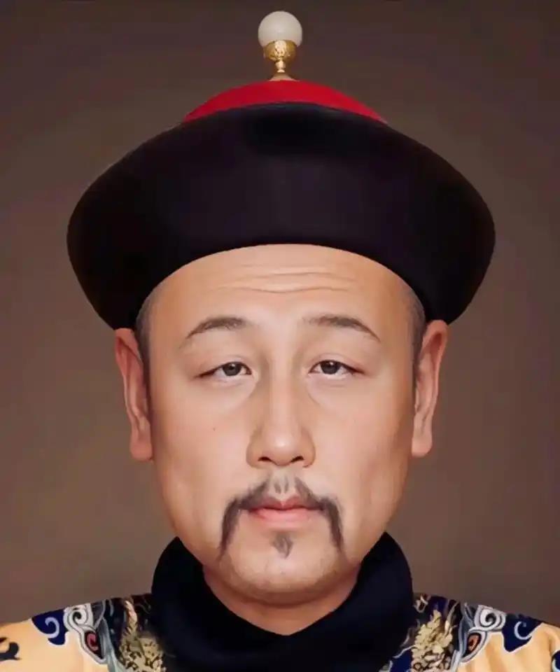 康熙五十年，康熙在谕旨中说：“今天下太平无事，以不生事为贵······驭下宜宽不
