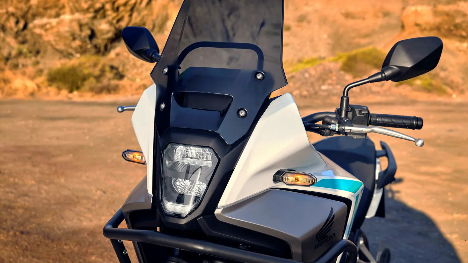 本田NX500迎来小改款，新版多了电子离合器，会被引入吗？