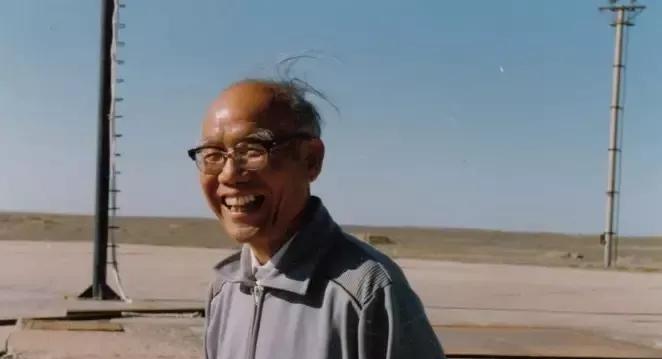 1986年，65岁的火箭专家杨南生娶了29岁的张严平。张严平的父母不同意，不料，