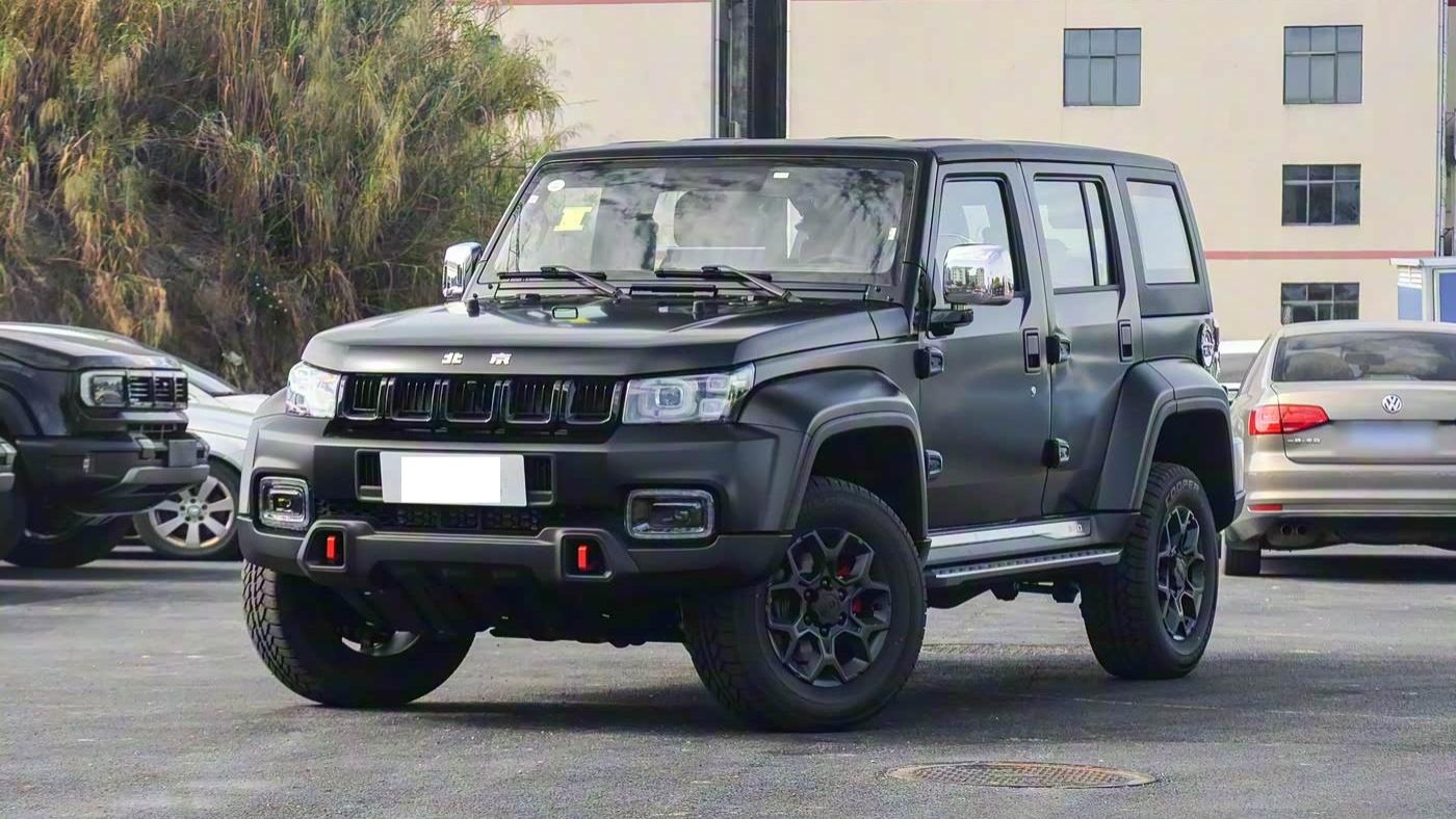 全新北京越野BJ40即将上市！经典外观致敬原版，配2.0T汽油/柴油