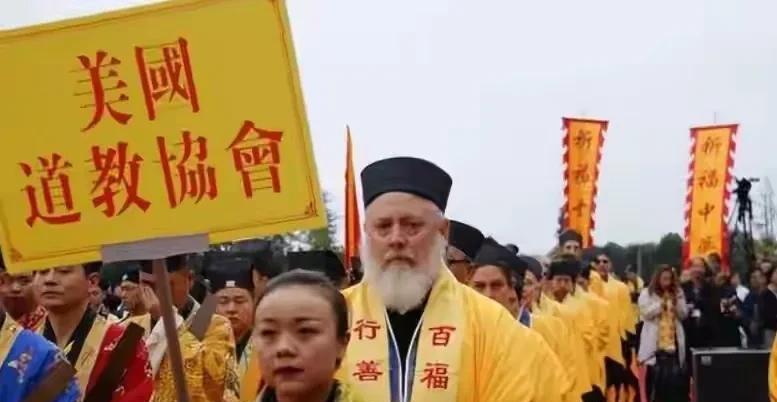 我国道教人数竟然不如德国和美国多
真的很难想象
孤陋寡闻了
我以为道教只在我们国