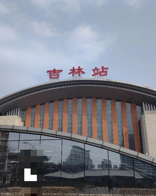 退休就退休了，千万别把自己当根葱，千万别以为工作离不开你？
        我的