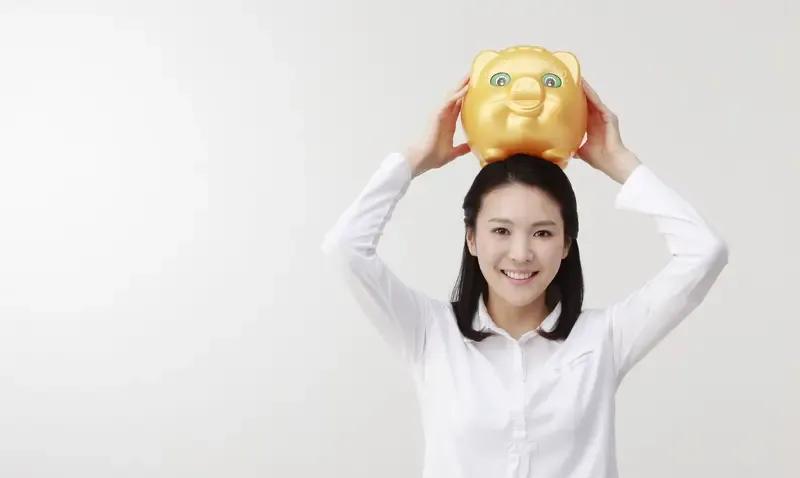 有福之人的特征
1、心态佳。
2、格局广。
3、情绪定。
4、说话慢。
5、脚步