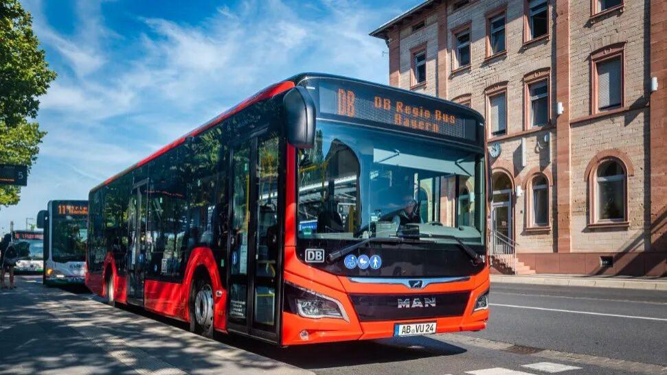 德国财长公开发火！200辆比亚迪大巴，如何成了德国政客的心中刺