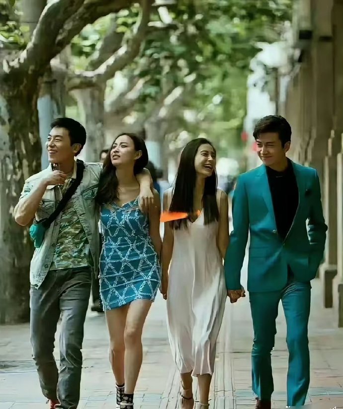 这个阵容也凑不齐了 ​​​