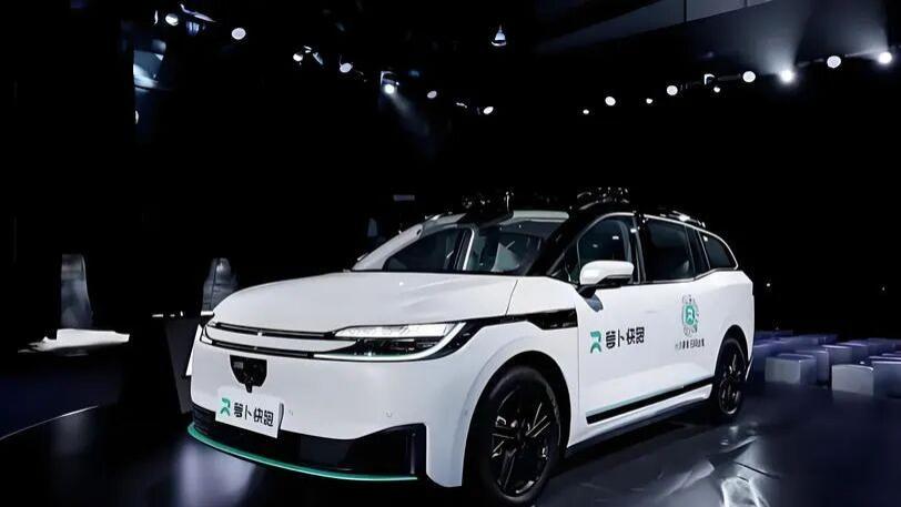 从Demo到UE，国内自动驾驶走到分岔口