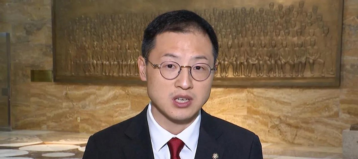 韩国保守派漂亮话不顶用











韩国保守派高喊“正道政治”，实际却