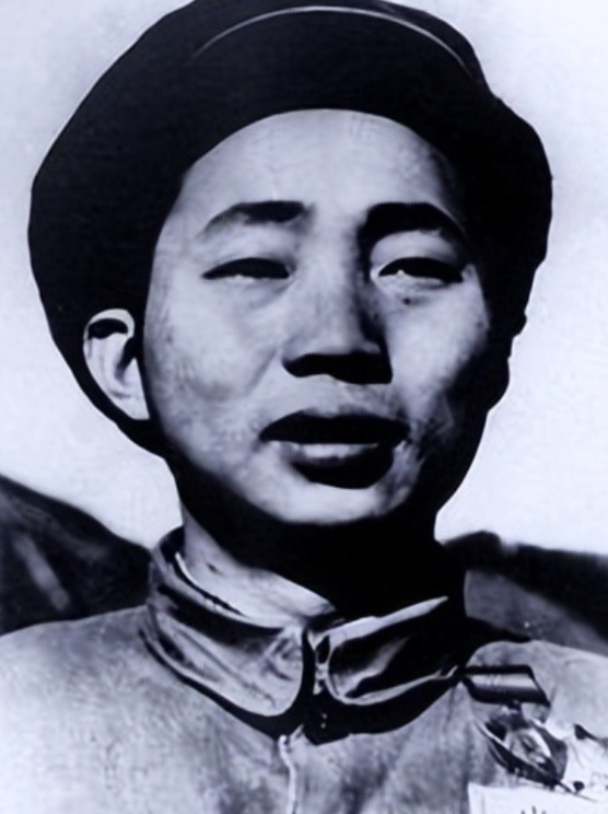朝鲜战争的硝烟中，志愿军的5人爆破小组肩负着开路的重任，他们刚刚出发不久，一场突