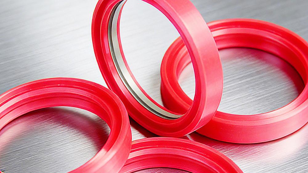 液压系统中的“保压担当”：异型同轴密封件DTDI是如何工作的？