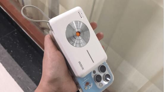 2025年磁吸充电宝品牌排行榜：磁吸充电宝对苹果手机电池有损害吗？5款高性能低价充电宝机型推荐！