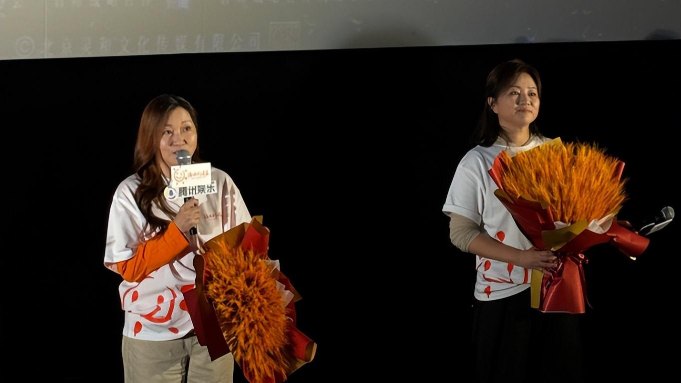 《陪你到清晨》票房惨烈，被誉为年度最佳，首日票房9.2万