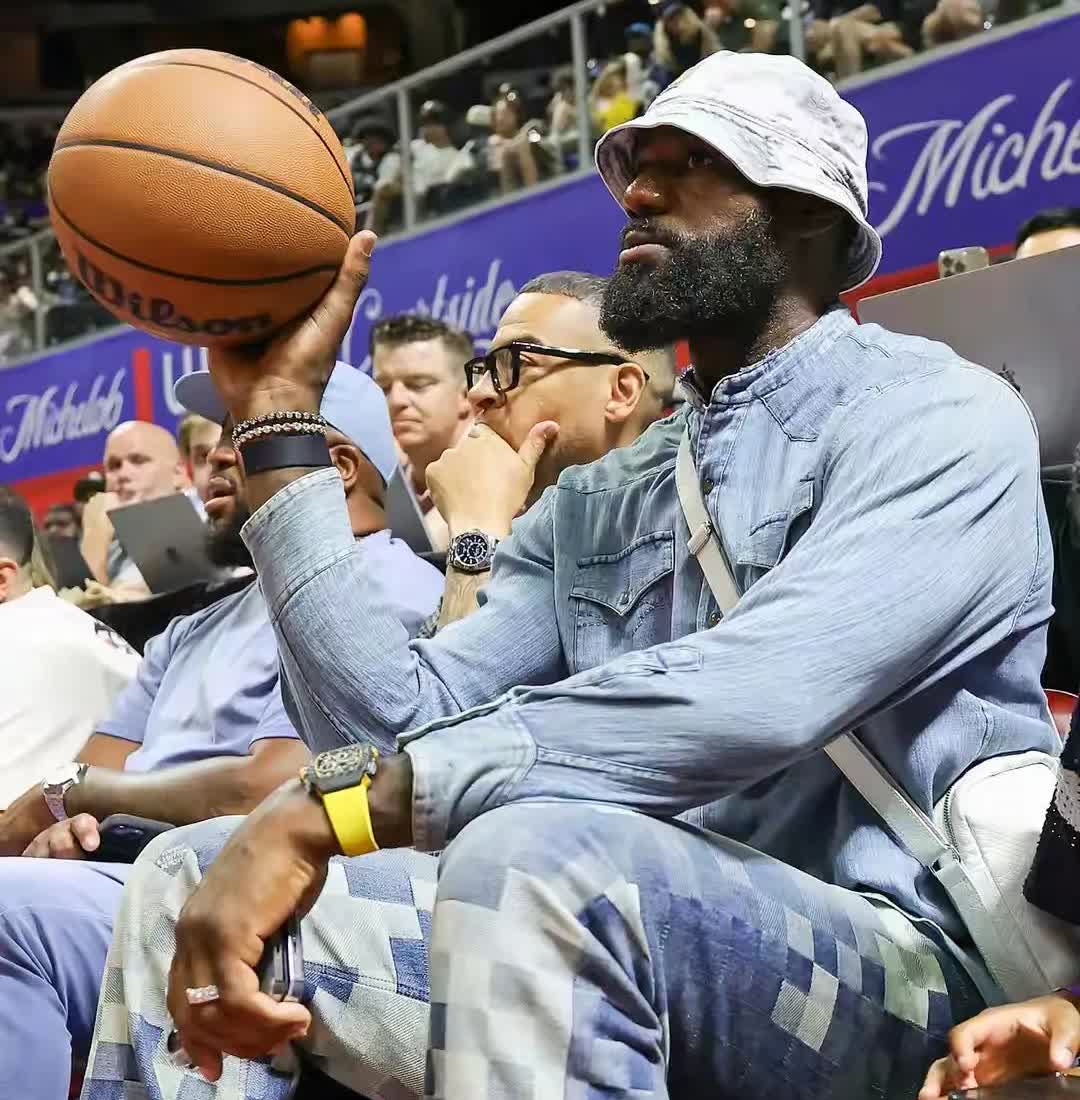 神预言，退役巡演真的要来了吗？詹姆斯将复制贾巴尔模式
ESPN名记Marc S