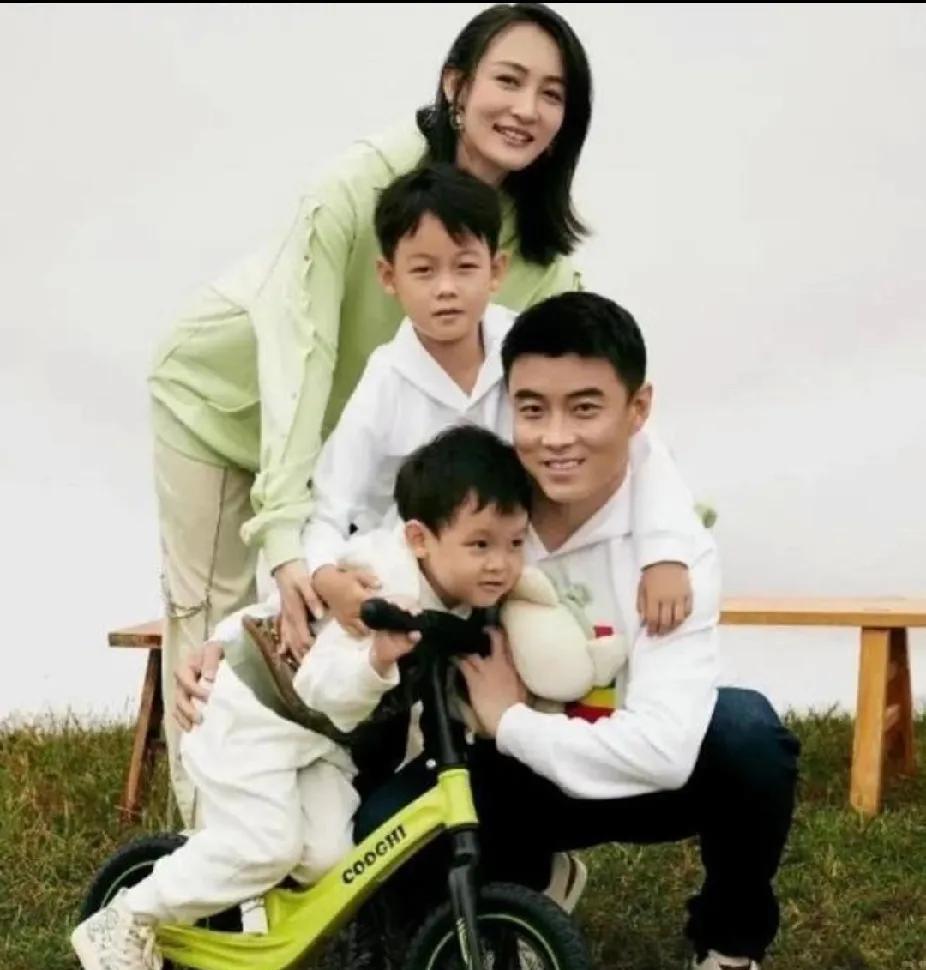 国乒男队主帅王皓考编，背后原因引人深思！
近日，北京市体育局网站发布的一则招聘笔