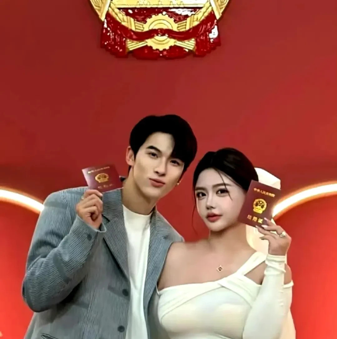 网红韩安冉第四次离婚











天哪！不敢相信，韩安冉又双叒叕离婚了