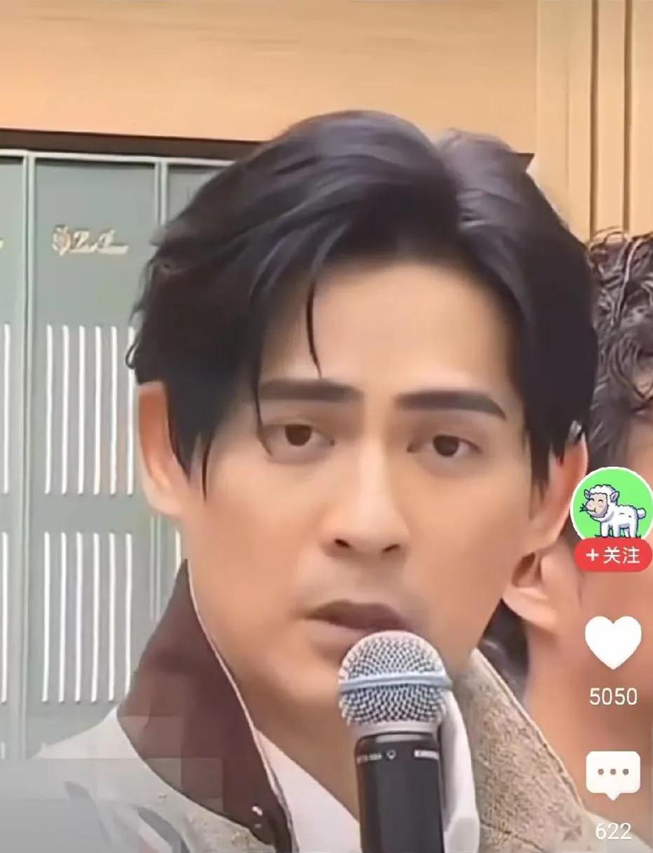 聪明的前任，当如周渝民，汪小菲要是有他一半聪明，也不会如此狼狈。
当被问及大S死