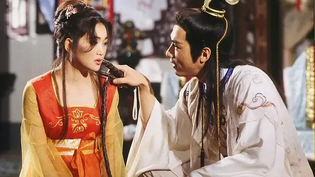 豆瓣评分7.6，古装宅斗剧的鼻祖！矮挫丑的武大郎花了500两银子买下美貌的潘金莲，新婚当晚，潘金莲被