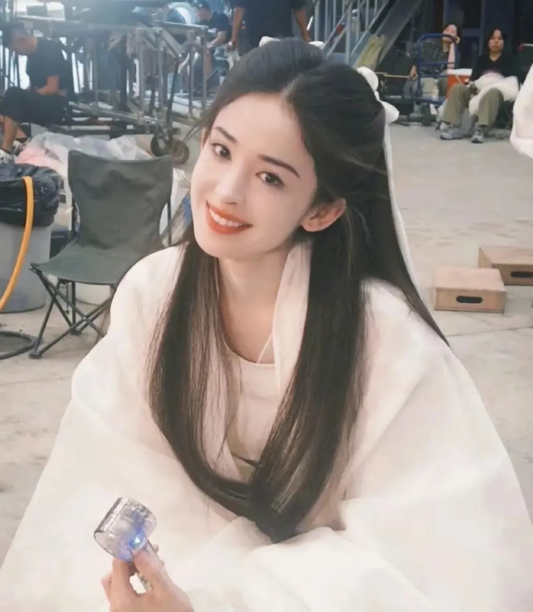 被娜扎新剧照美麻了！
挑战刘亦菲版小龙女，她能赢吗？