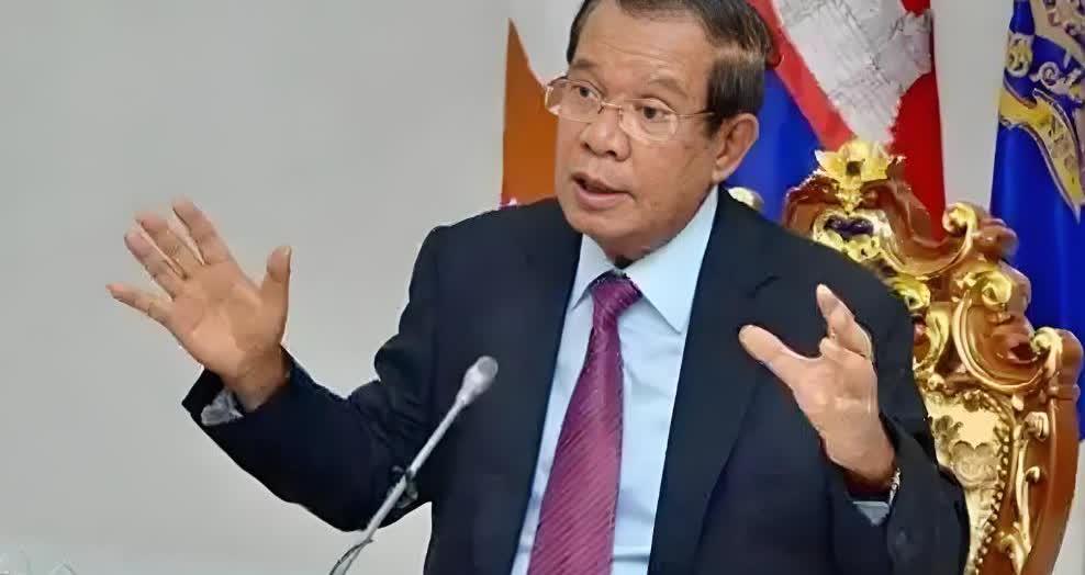 洪森现在多半后悔了，他应该是高估了柬埔寨的实力，低估了泰国的实力。有人说了，泰柬