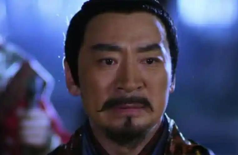 萧瑀被贬出京，他的姐姐萧皇后受到了沉重的打击，她已是风烛残年80多岁的老人了，竟
