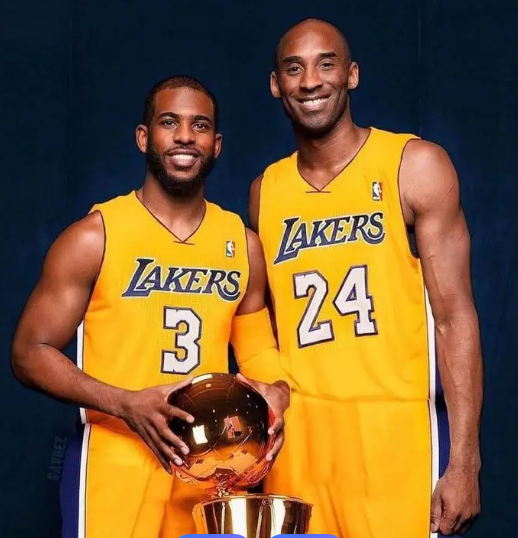 NBA被叫暂停的三笔交易，任何一笔达成都将震惊联盟。

第三笔交易：科比+保罗梦